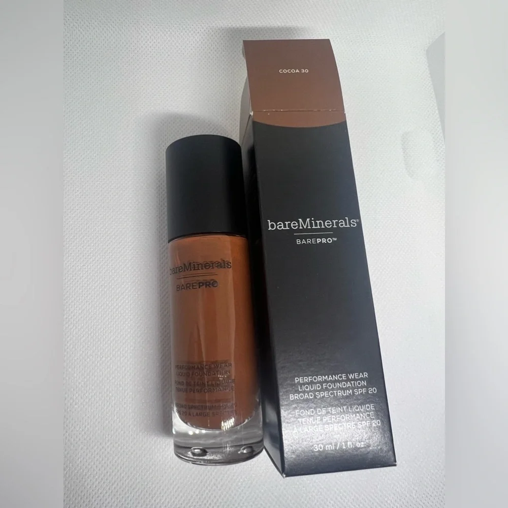Bareminerals barepro performance wear liquid foundation COCOA 30 BRAND NEW